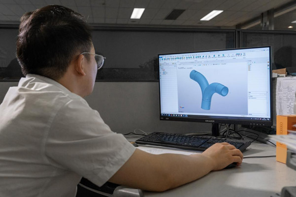 应用6163银河3D设计联塑管道