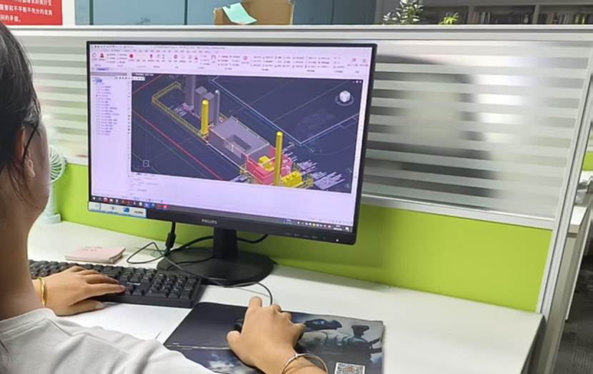 广化设计设计师使用6163银河CAD绘图